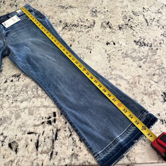 Judy Blue Cropped Boot Mid Rise Jean Raw Hem Distressed 15/32 NWT JB82589MD - Picture 12 of 14